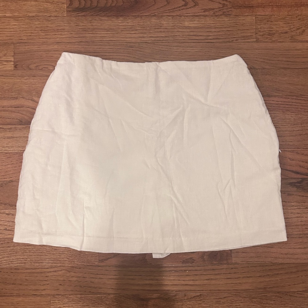 A&F White linen Mini Skort